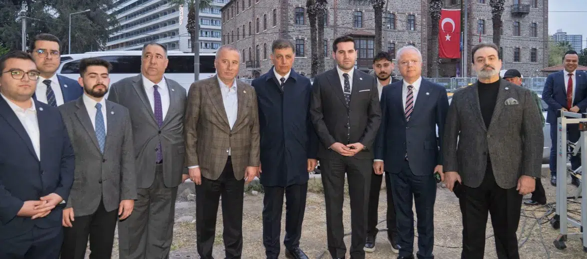 İYİ Parti'den “Ata Mirası” nöbetine destek