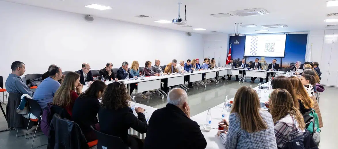 ​İzmir ortak aklı harekete geçiren konsey ve kurullarıyla kalkınacak