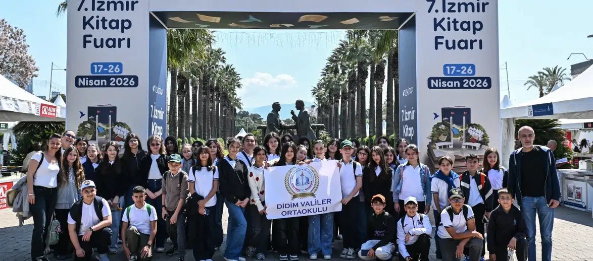 İZKİTAP öğrencilerin buluşma noktası oldu