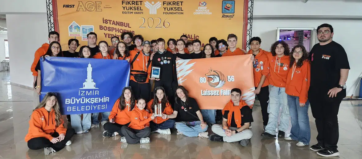 İzmirli gençlerden uluslararası arenada teknoloji zaferi