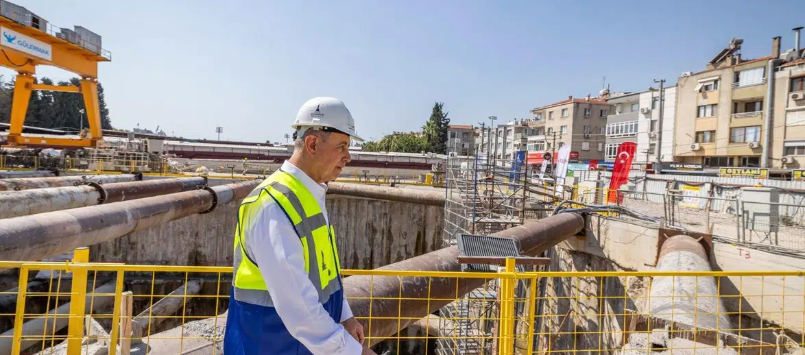 Başkan Tugay: 1 milyar doları bulan kredi 2 senedir imza bekliyor