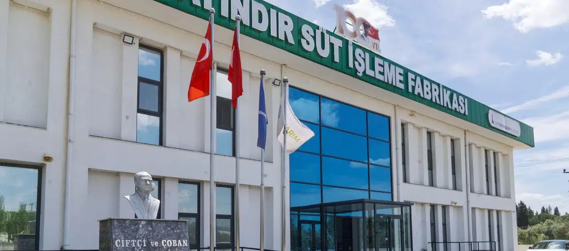 ​Bayındır Süt İşleme Tesisi’nde çarklar dönüyor