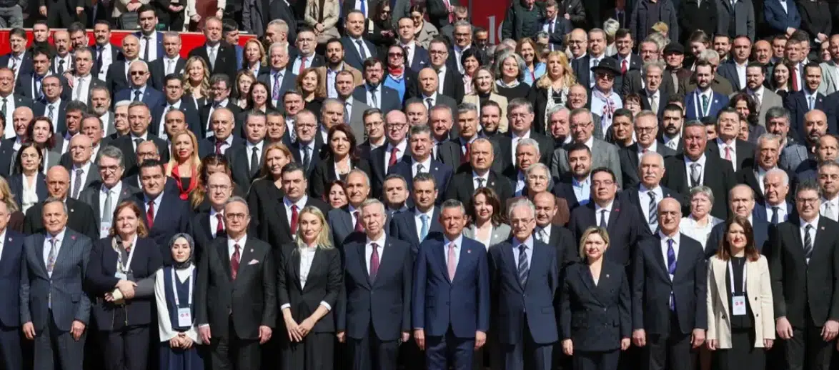 CHP’nin Politika Kurulları tanıtıldı: İzmir’den 5 isim listede