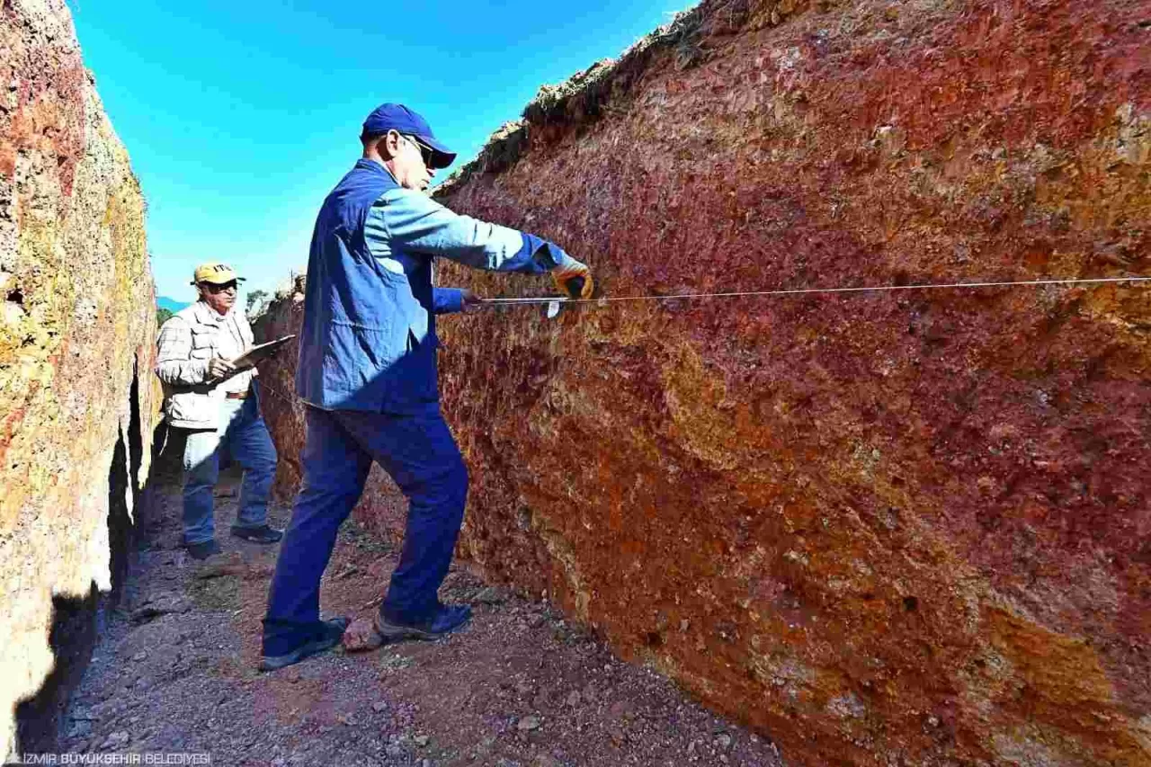Afetlere dirençli bir İzmir için dört koldan çalışma