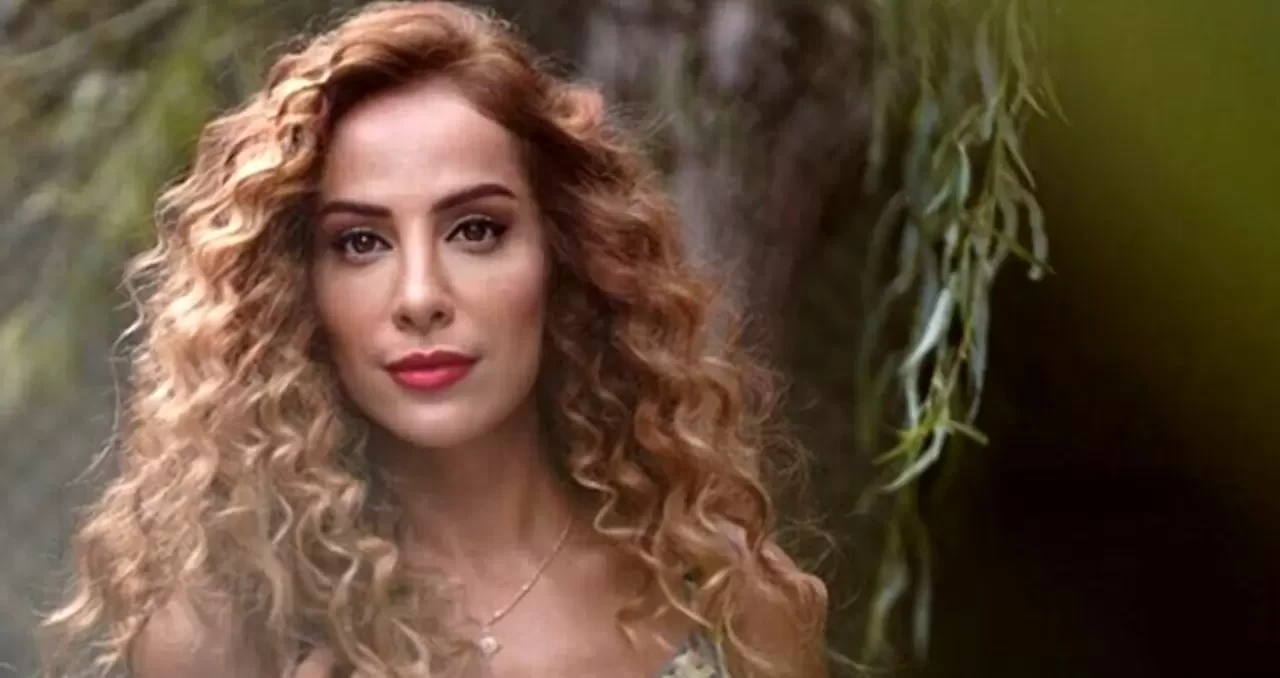 Annem Ankara Seçil Kimdir, Kaç Yaşında? Fatma Toptaş'ın Dizideki Seçil Karakteri Beğeni Topluyor