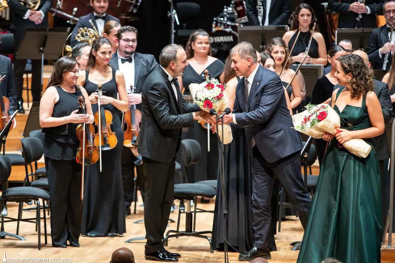 İzmir Oda Orkestrası'ndan Cumhuriyet Bayramı'na özel muhteşem konser