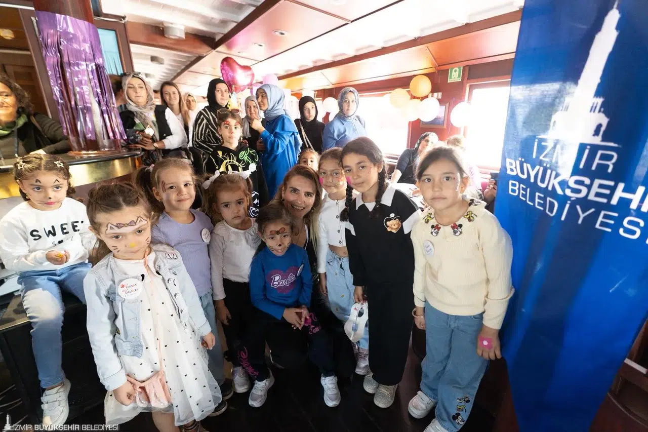 Başarılı kadınlar kız çocuklarına ilham oldu