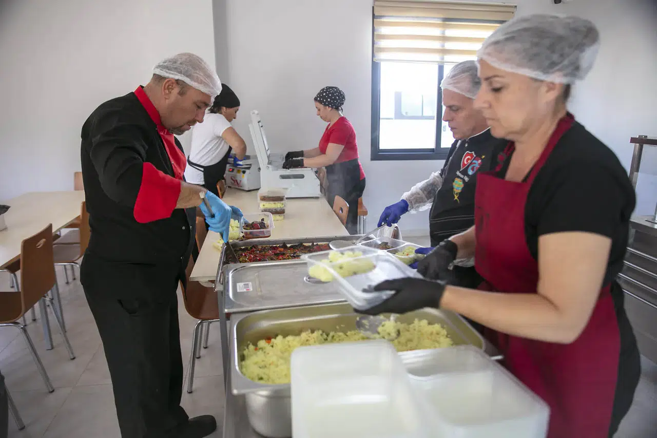 Güzelbahçe Belediyesi’nden Dayanışma Örneği