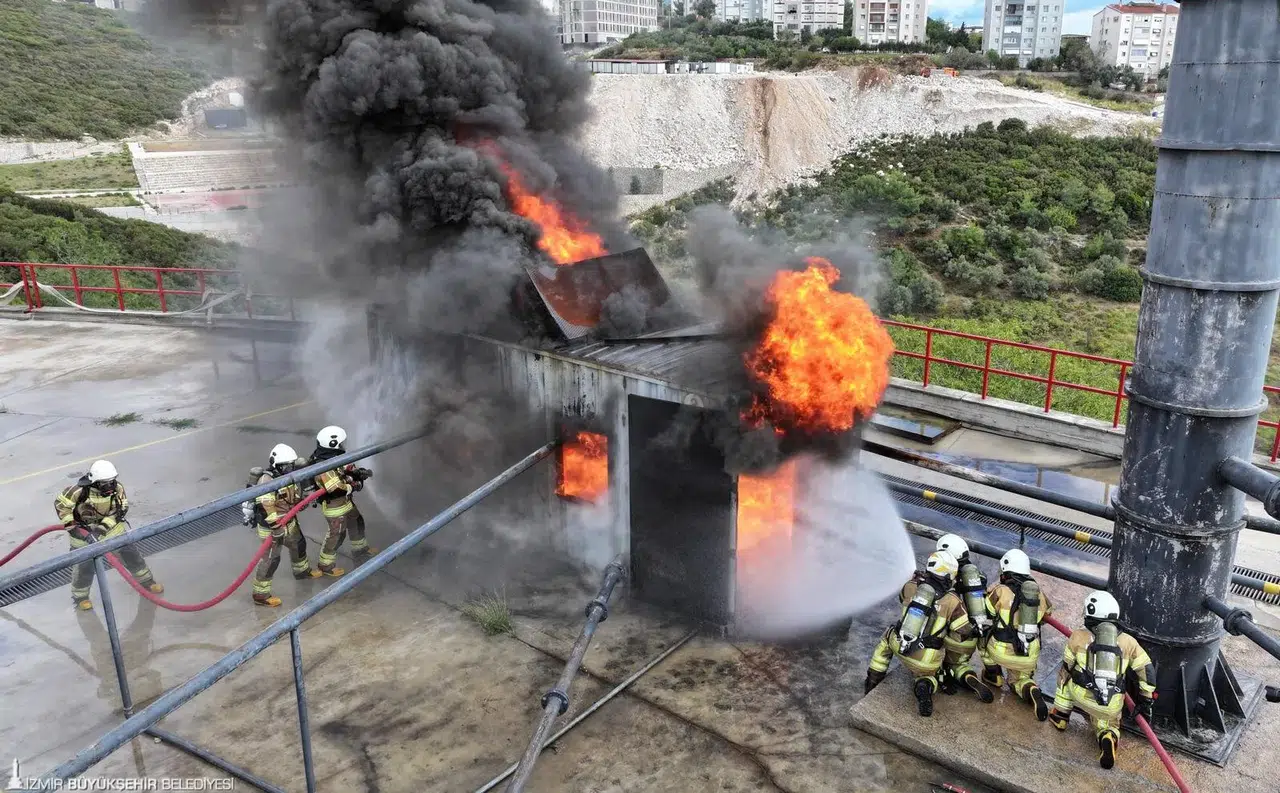 İzmir’in yeni kahramanları göreve hazırlanıyor