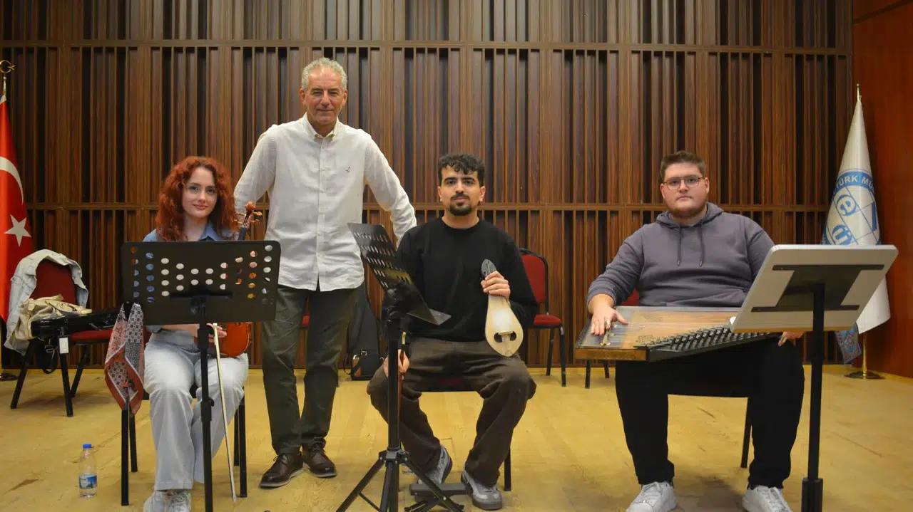 EÜ Klasik Türk Müziği Koro Topluluğu, 33 yıllık müzik geleneğini sürdürdü