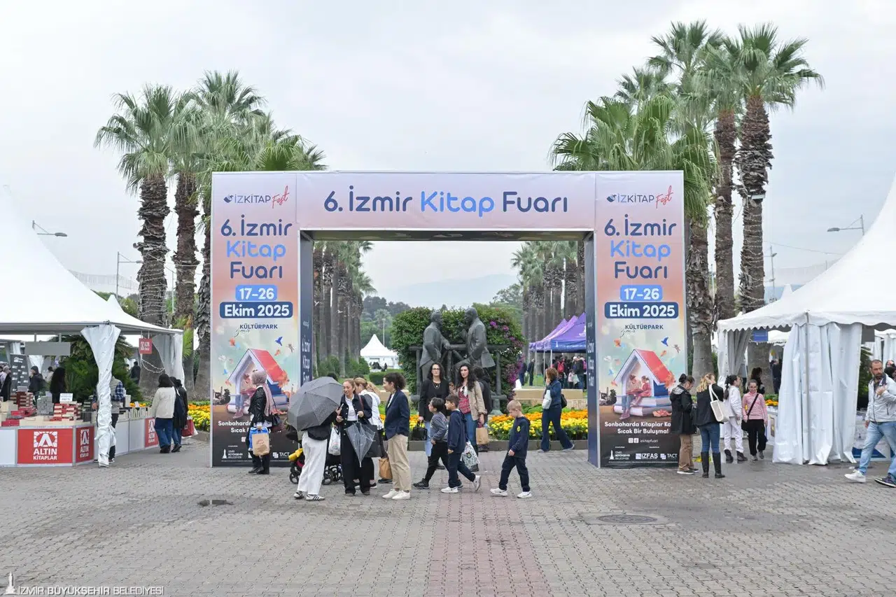 Onur konuğu Mehmet Eroğlu 50 yıllık edebiyat serüvenini anlattı