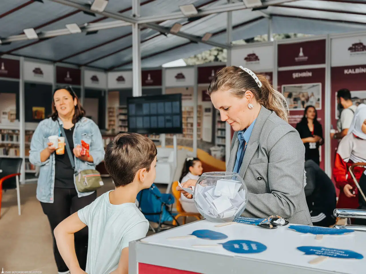 İZKİTAP’ta “Şehrin Kalbinde Yeni Buluşma Noktaları”
