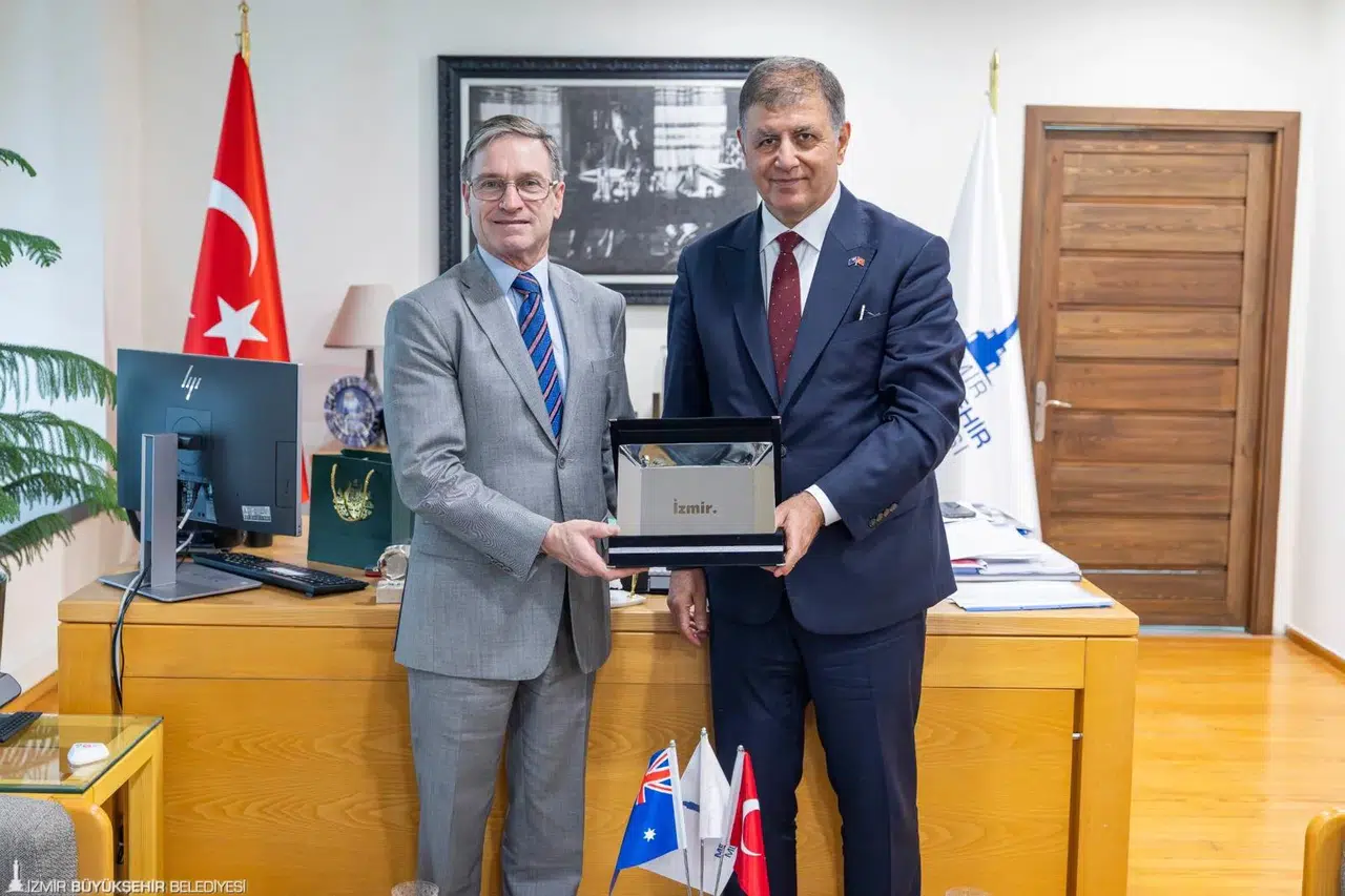 Avustralya Başkonsolosu’ndan Başkan Tugay’a ziyaret