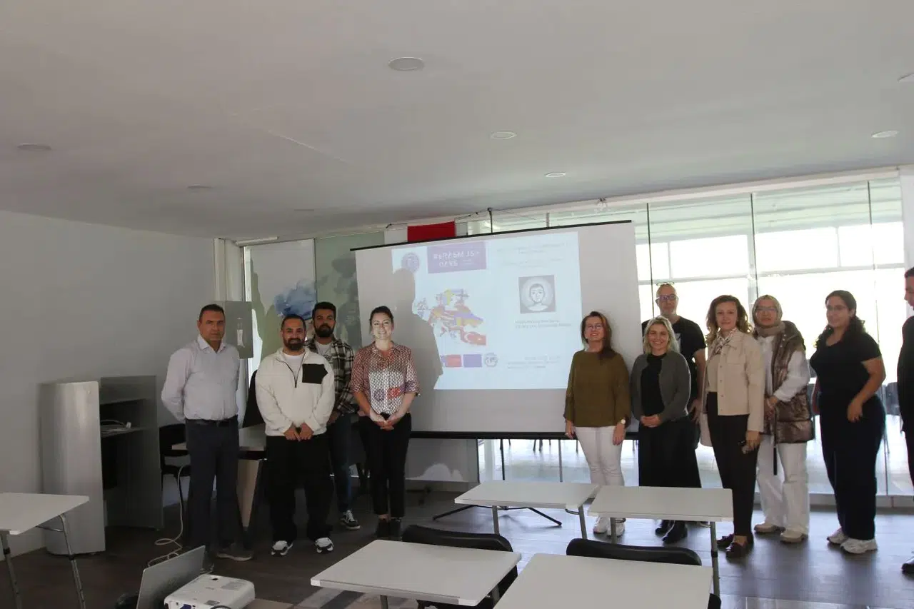 EÜ AROM’da Erasmus K2 proje deneyimleri paylaşıldı