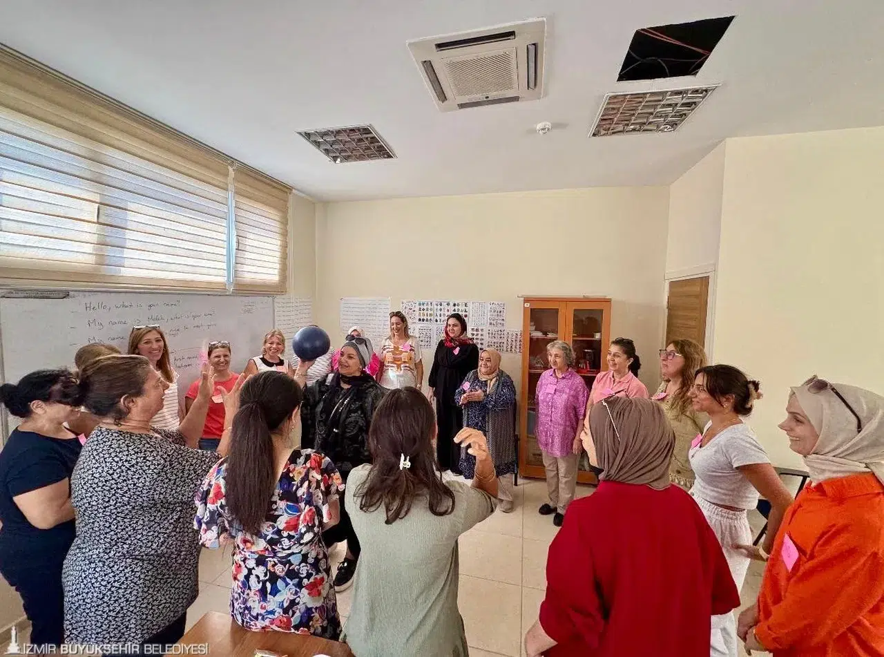 Örnekköy Kadın Dayanışma Merkezi’nde yabancı dil kursları başladı