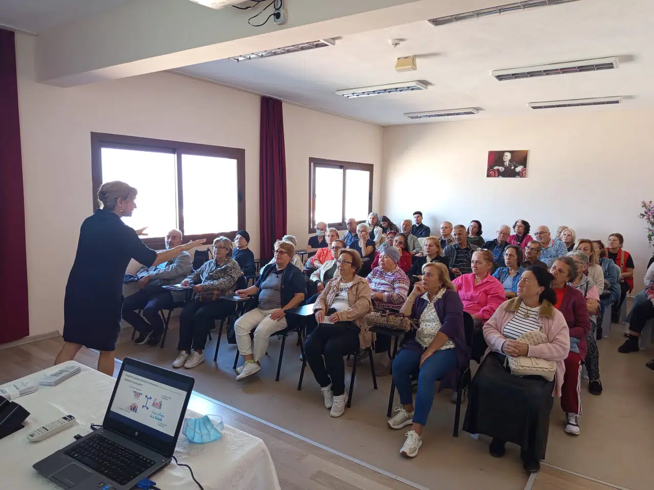 Konak’ın İleri Yaş Merkezi’nde seminerler devam ediyor