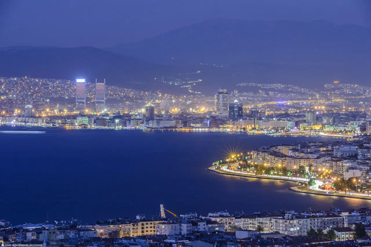 “İzmir Yenileniyor” projesi için başvuru süreci başladı