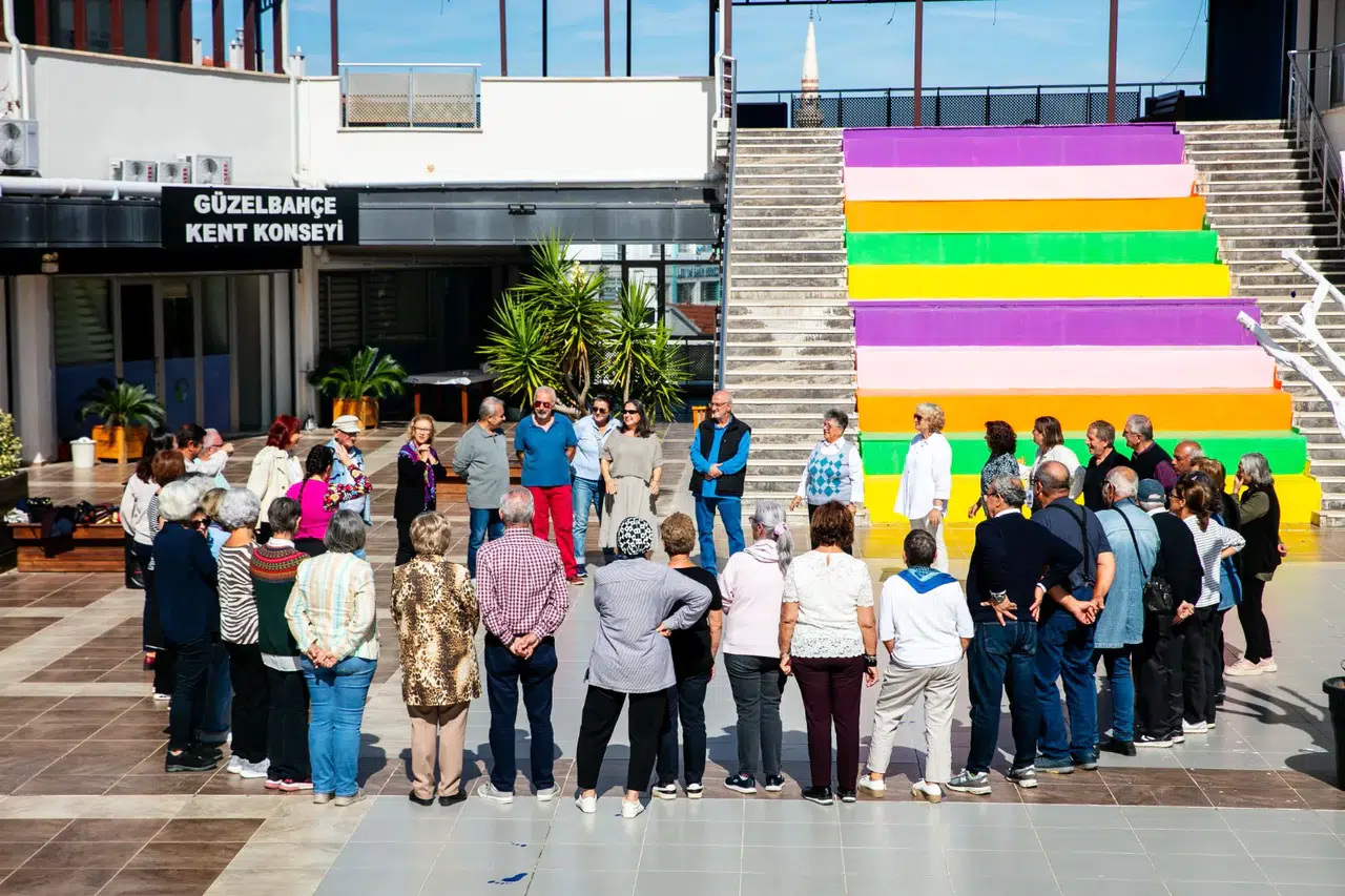 Güzelbahçe Belediyesi 3. Yaş Üniversitesi Yeni Döneme Coşkuyla Başladı