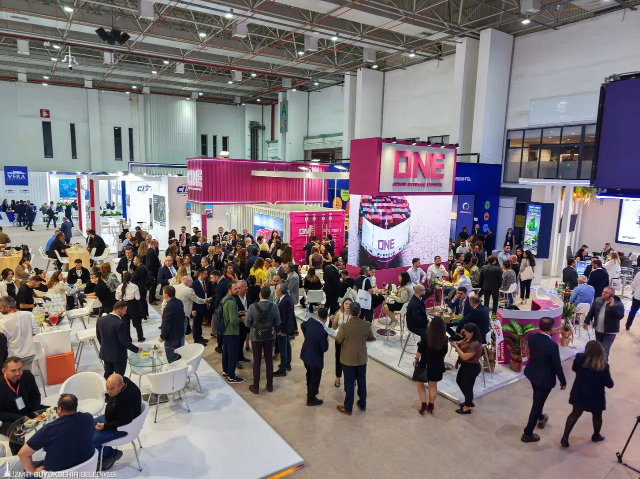 LOGISTECH lojistik dünyasını İzmir’de buluşturdu