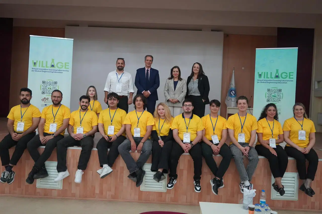 Ege Üniversitesinde mühendislik eğitiminde yenilikçi teknolojiler sempozyumu düzenlendi