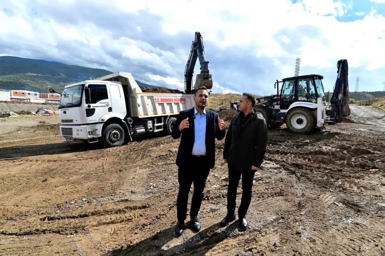 Bornova Belediyesi, Işıkkent’te atıl alanı Misket Üzümü bağına dönüştürüyor