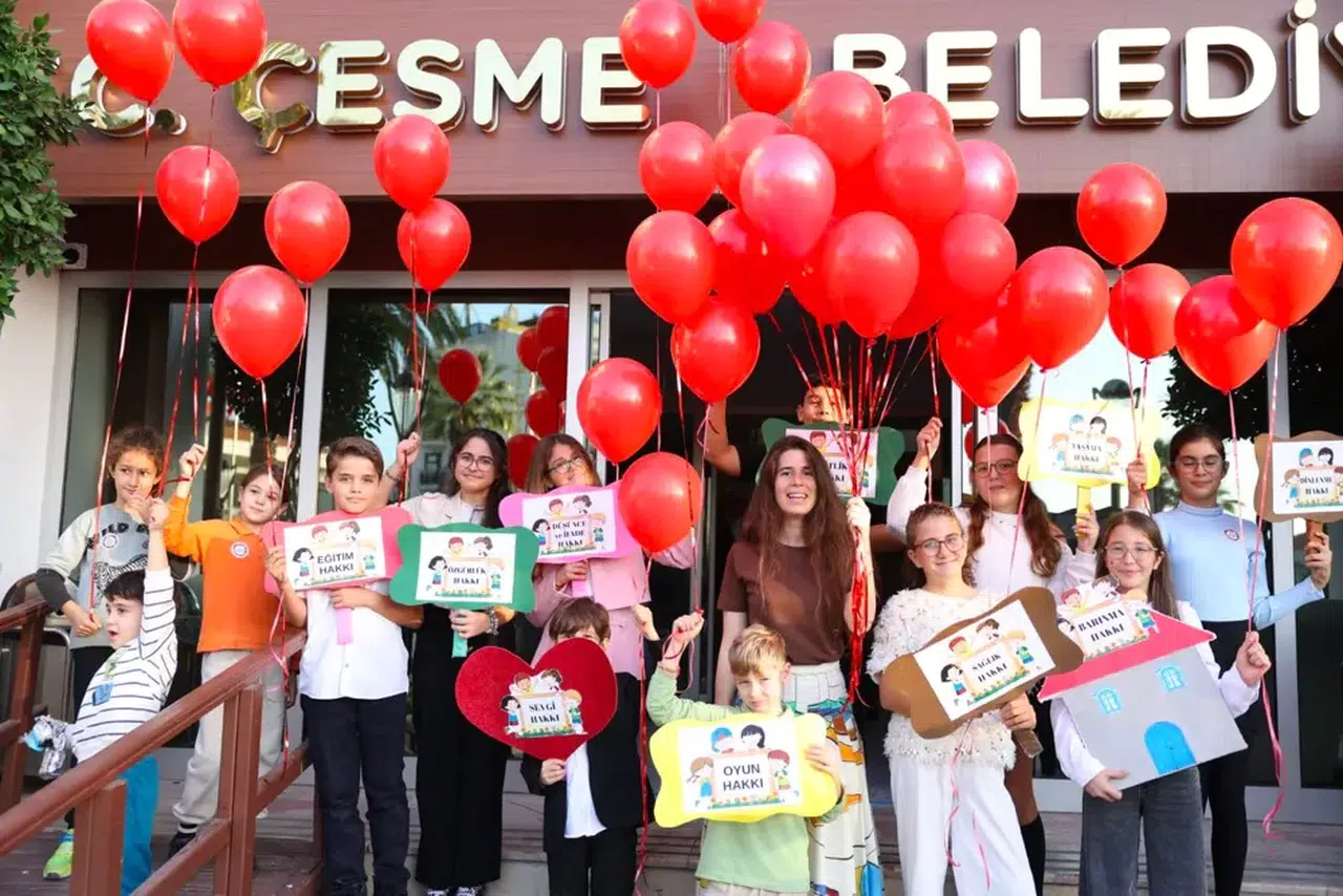 Çeşme Belediyesi Meclis Salonu’nda 1. Çocuk Hakları Çalıştayı gerçekleştirildi