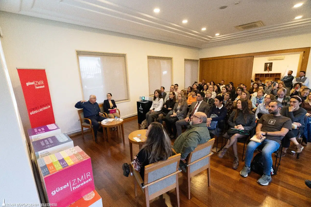 İzmir’in dünü bugünü yarını konuşuldu