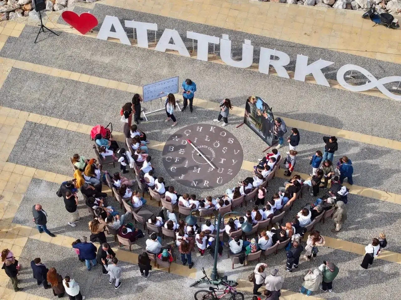 “Harflerin Çeşmesi” çalışması Harf Devrimi’nin yıl dönümünde tanıtıldı