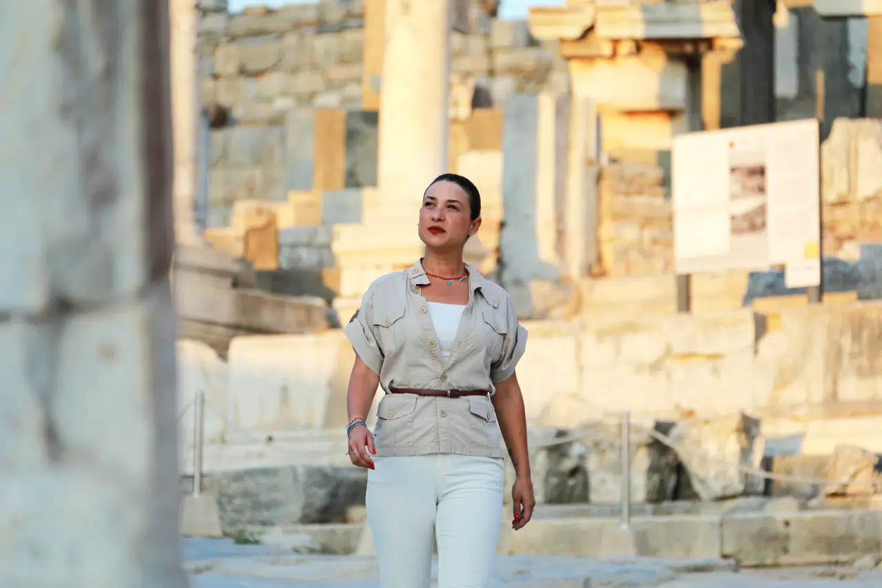 EFES ALT KAPI OTOPARKI TAHLİYE EDİLDİ