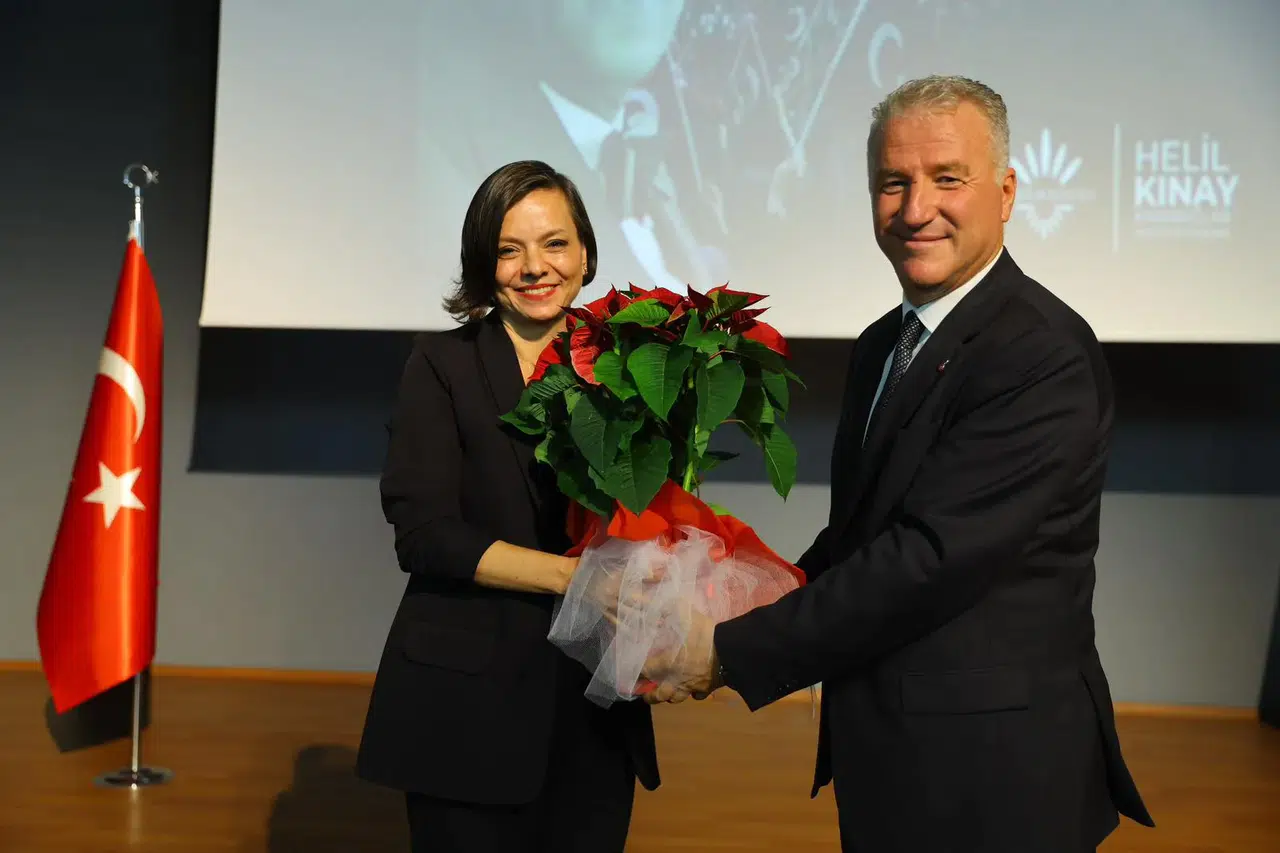 Karabağlar Belediyesi’nden Duygu Dolu 10 Kasım Söyleşisi
