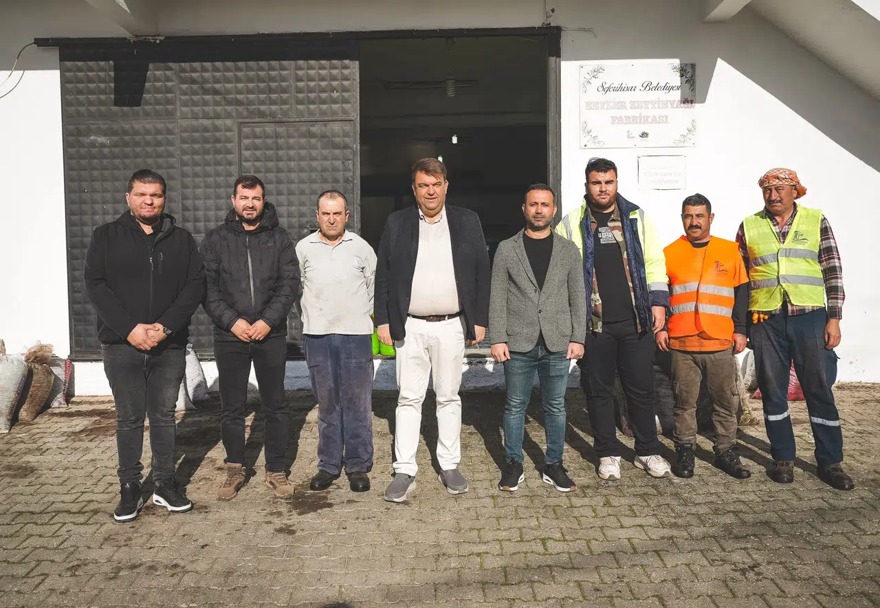 Seferihisar Belediyesi Zeytinyağı Fabrikası üreticiye can olmaya devam ediyor