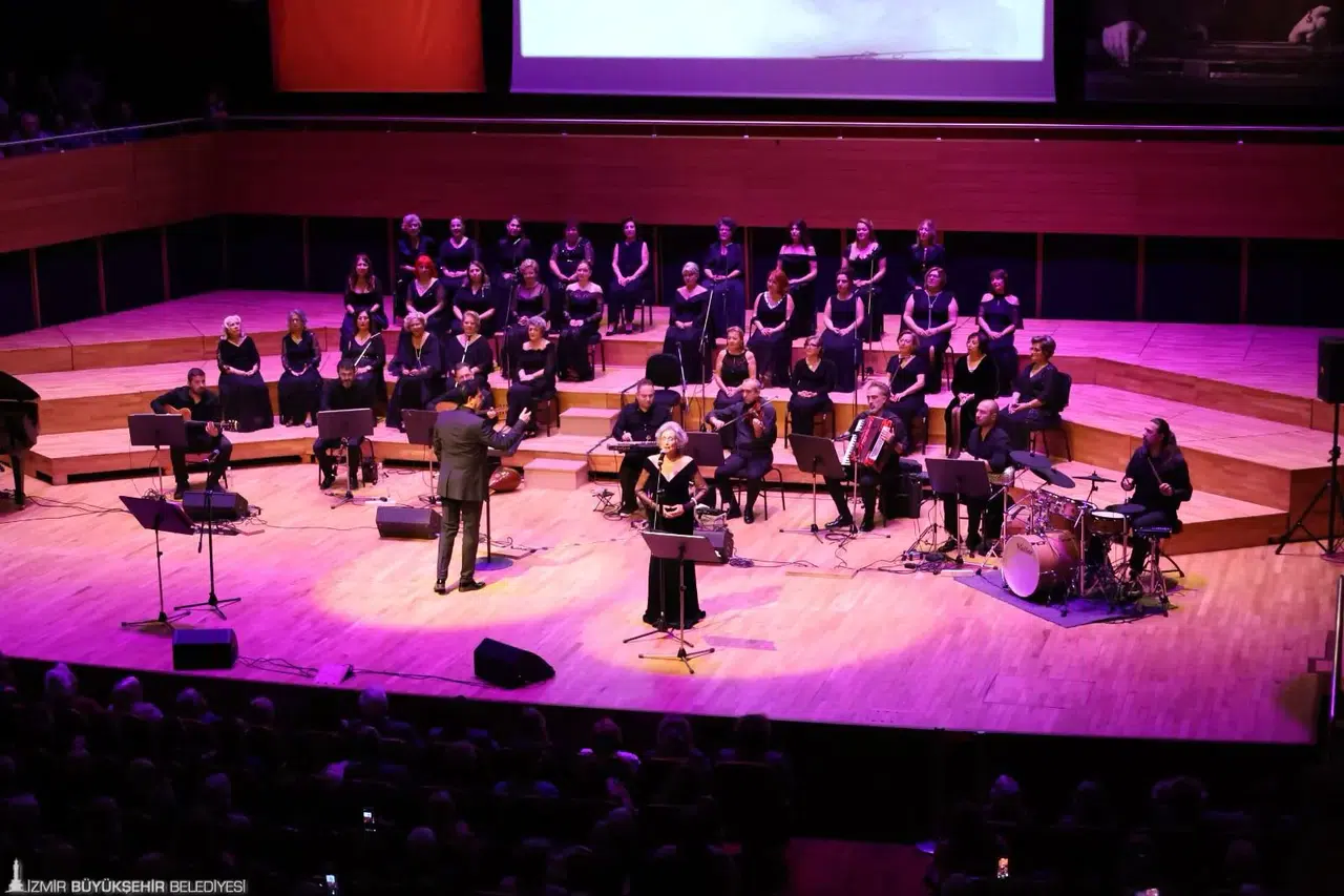 İzmir’de kadınlar şiddete karşı yürüyecek