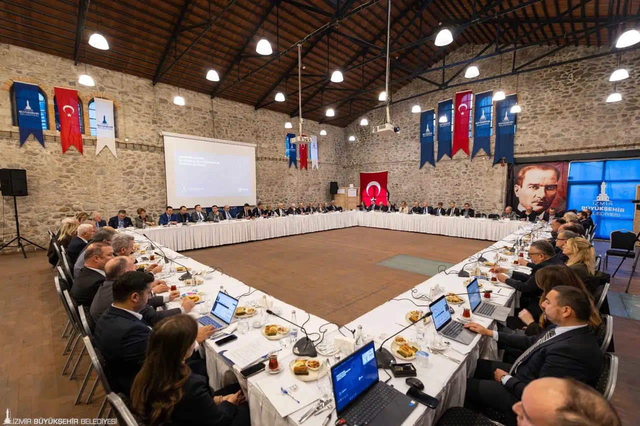 Başkan Tugay: Önceliğimiz bertaraf tesisleri