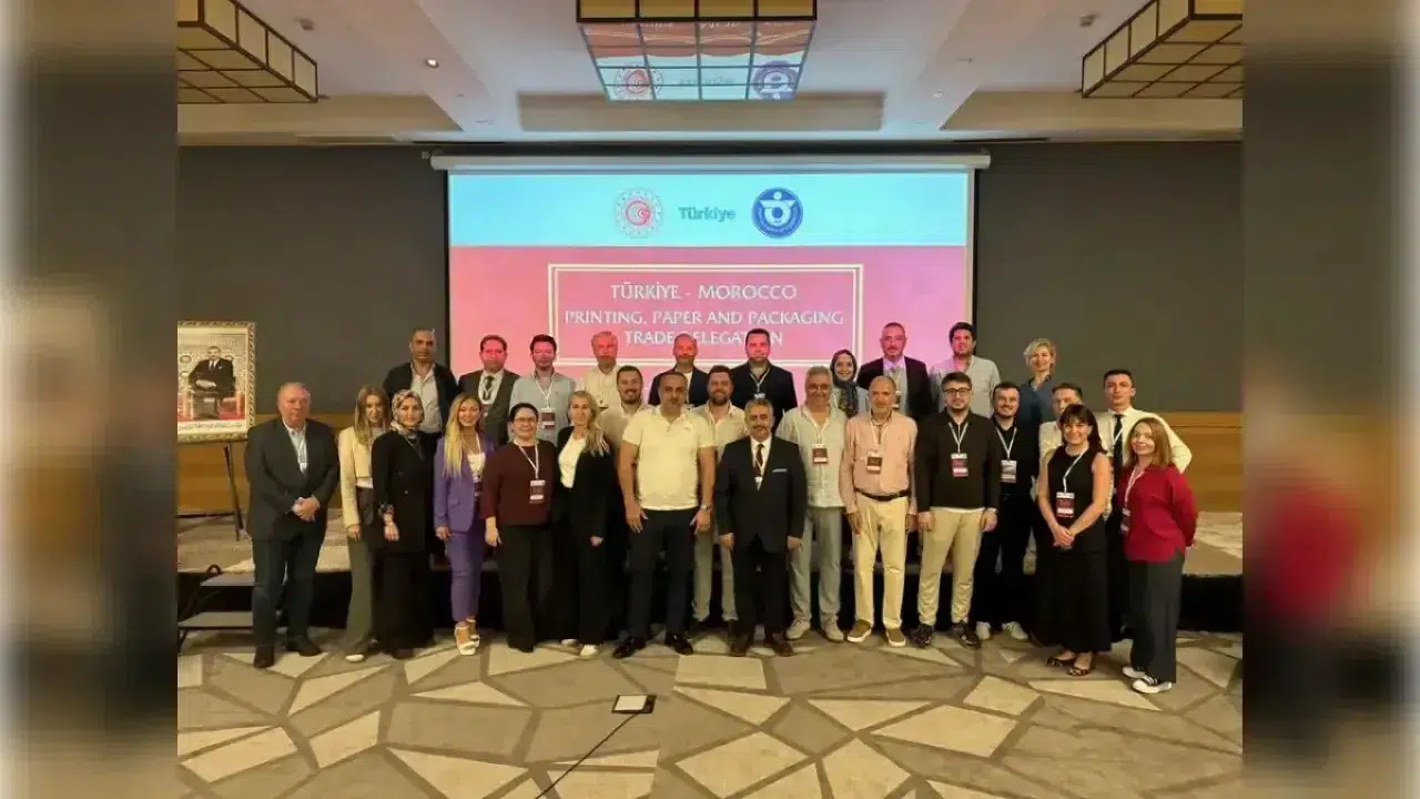 İzmirli İş İnsanları Kazablanka'da Yeni Ticari İş Birlikleri İçin Temas Kurdu