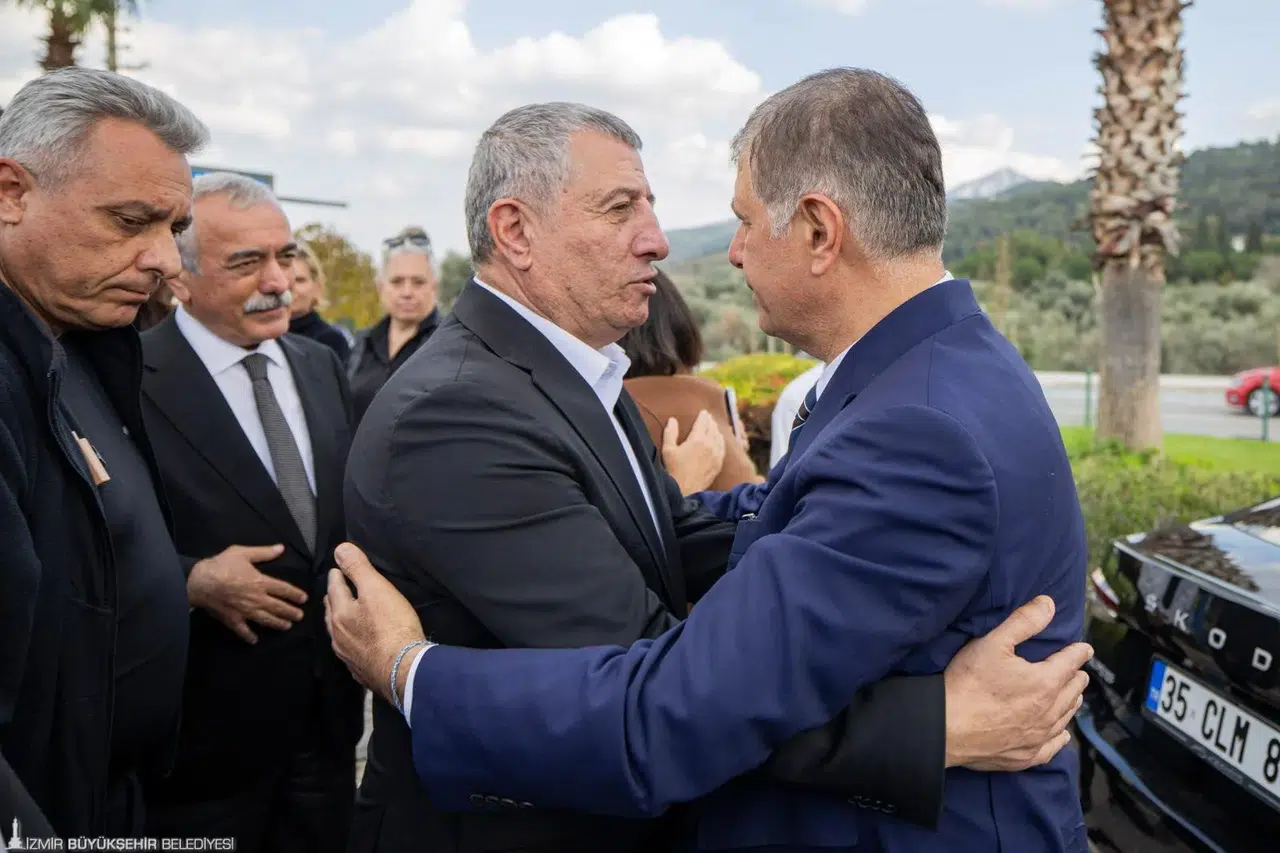 Başkan Tugay, Onur Günay'ın hayır yemeğine katıldı