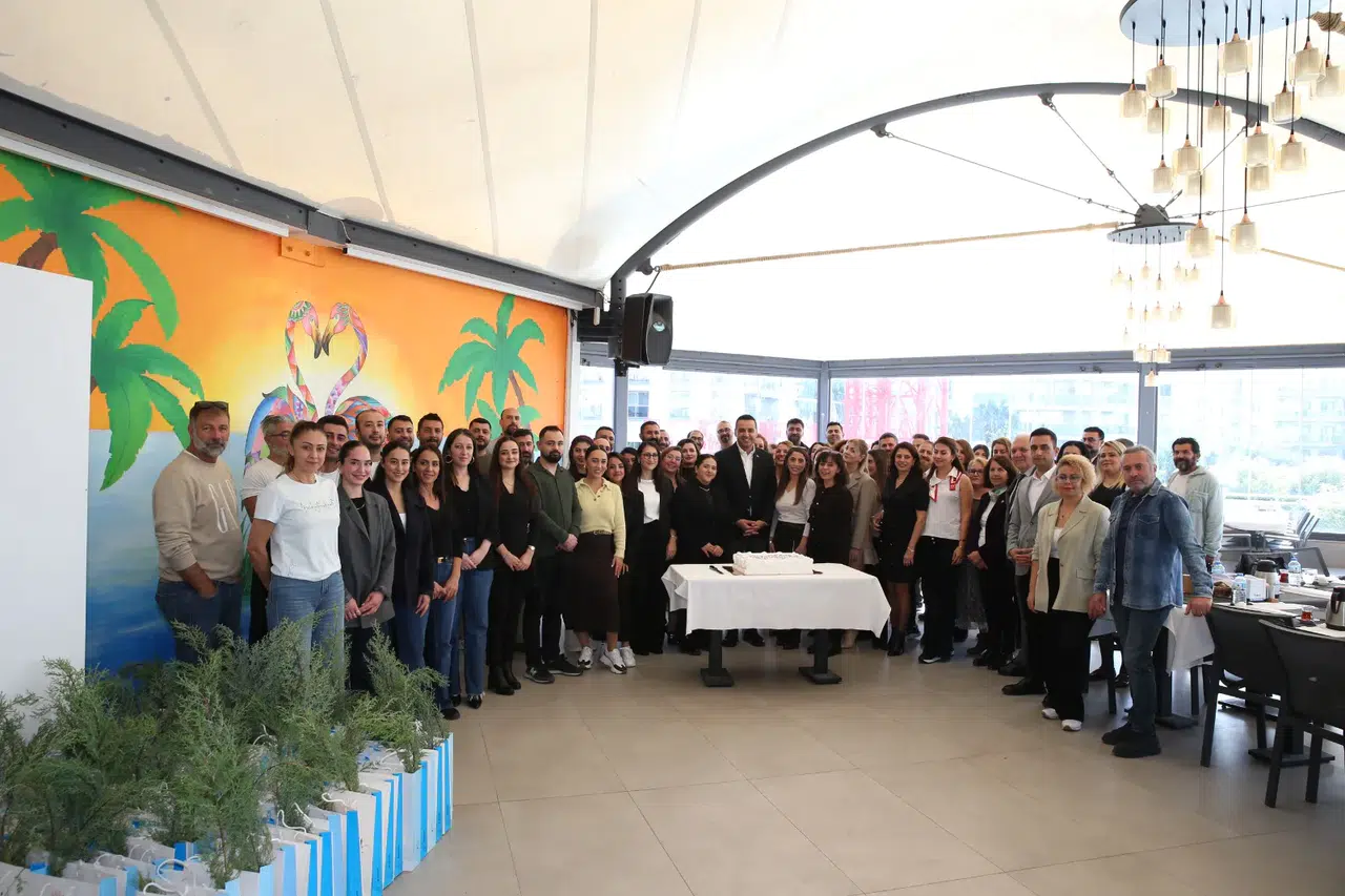 “Çiğli Belediyesi’nden Öğretmenler Günü’nde Anlamlı Kutlama”