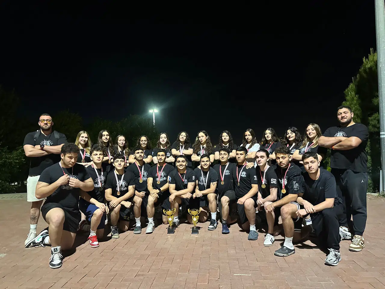 EÜ Gençlik ve Spor Kulübü yıldız sporcular yetiştiriyor