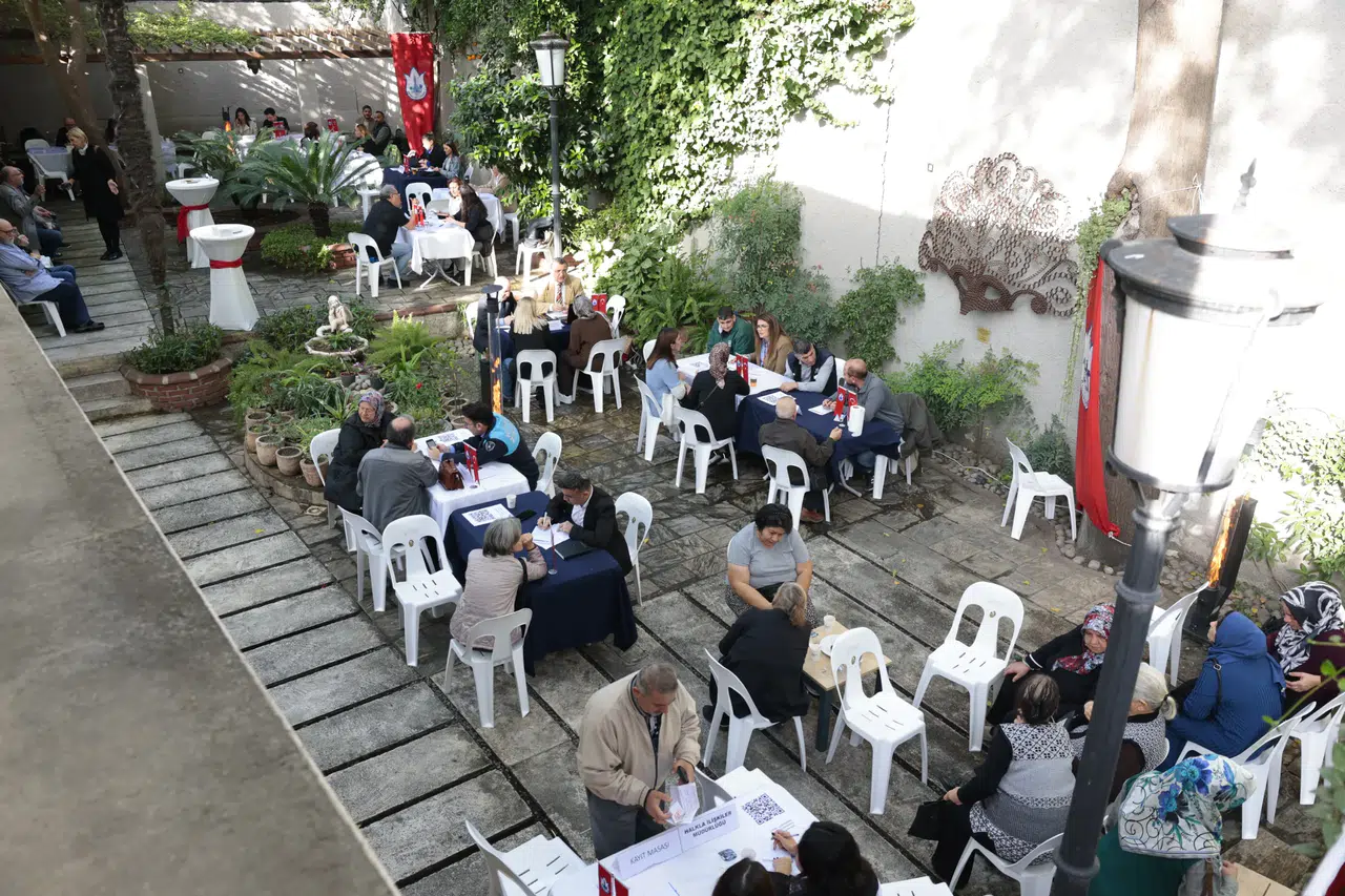 Konaklı komşular Basmane’de buluştu