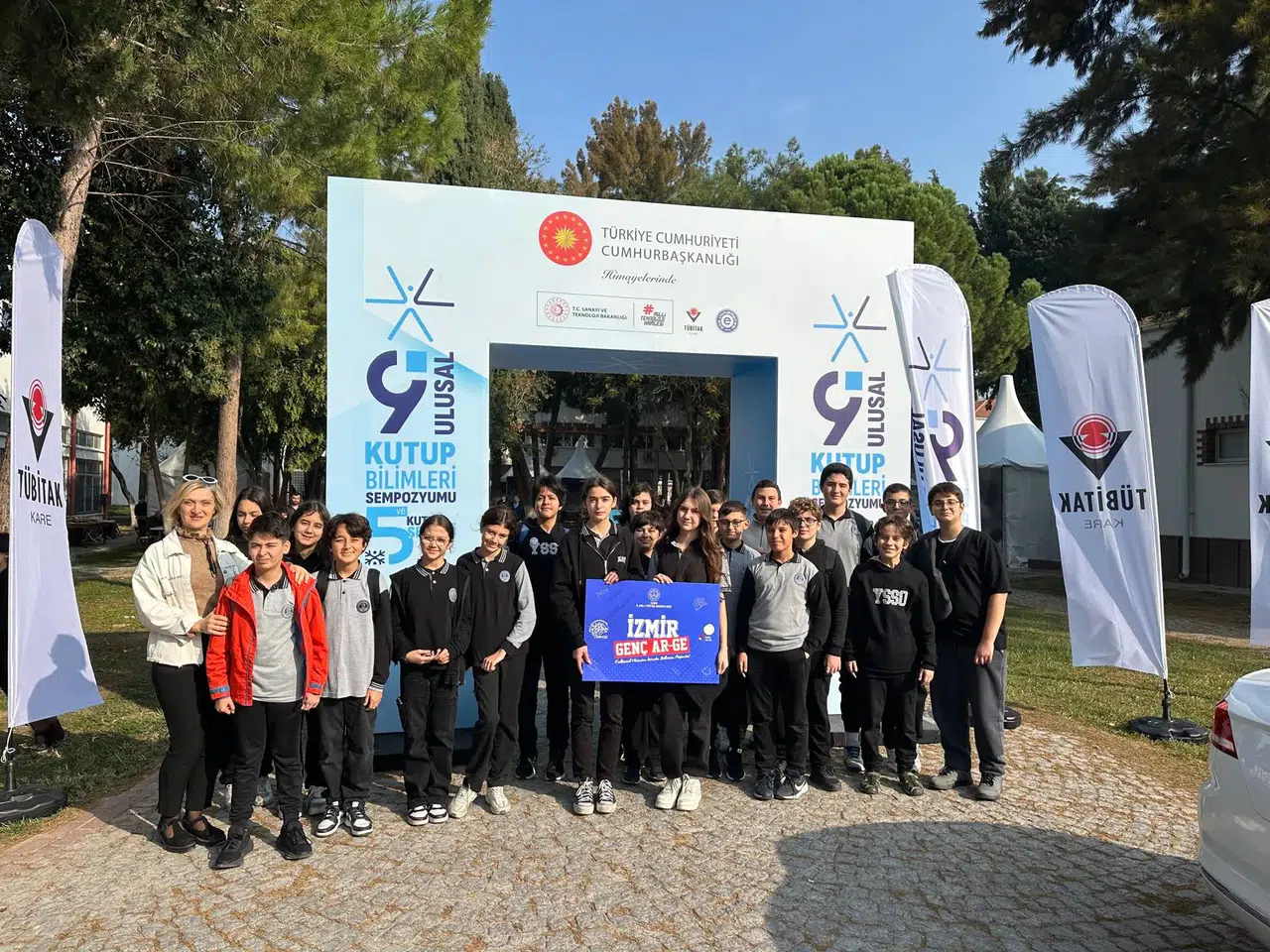 İzmirli Öğrenciler “TÜBİTAK 5. Kutup Şenliği”nde Bilimle Buluştu