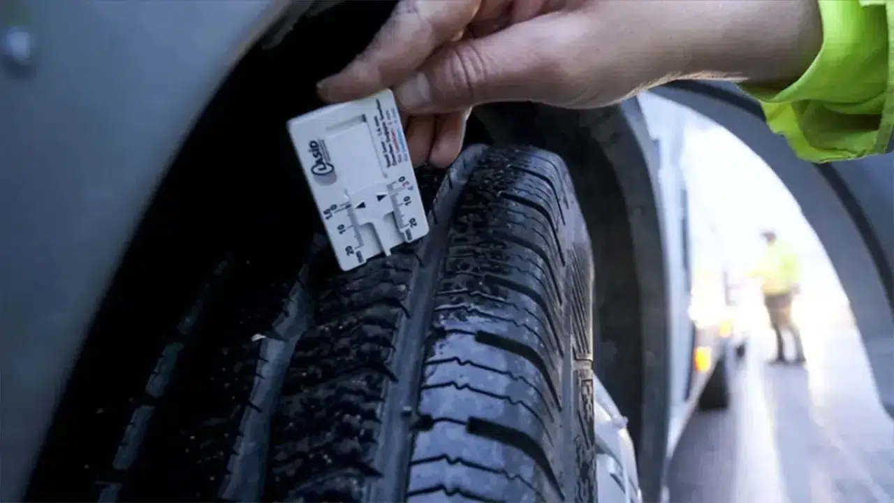 Kış lastiği zorunluluğu için son 3 gün! Cezası 5 bin 856 lira!