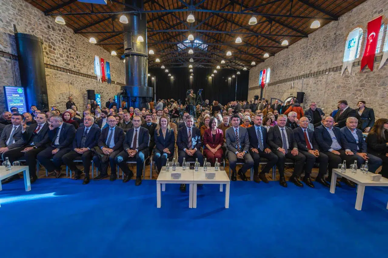 Başkan Tugay büyük altyapı dönüşümünü başlattı