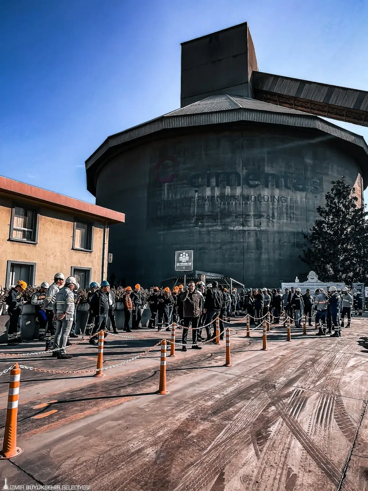 Afetlere ve yangınlara dirençli İzmir için tatbikatlar sürüyor