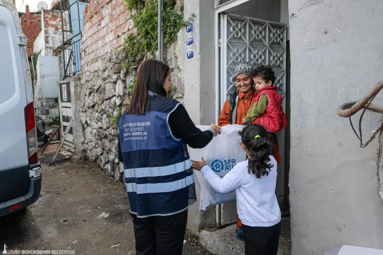 Büyükşehir’den kış destek paketi ve nakdi yardım