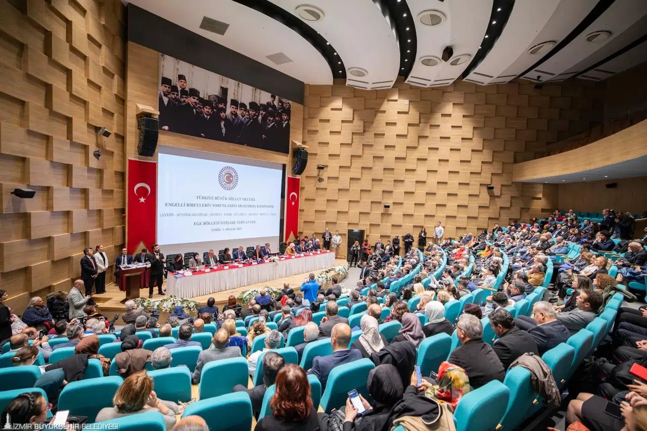 Engelli sorunları ve talepleri İzmir’de masaya yatırıldı