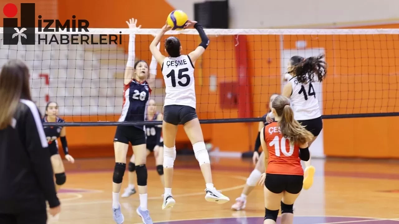 Çeşme'de Voleybol Heyecanı! Başkan Denizli'den Küçük Kızlara Destek