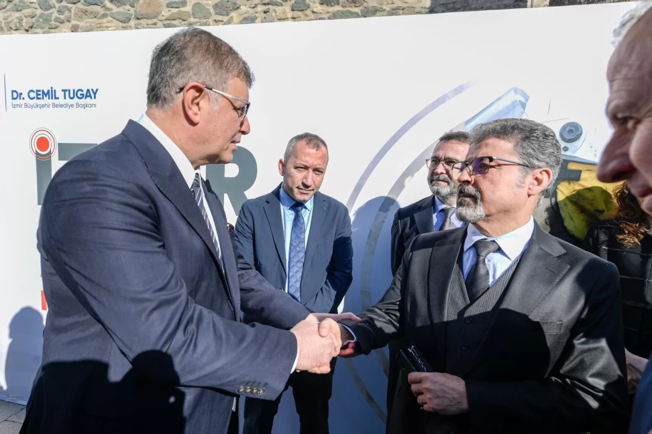 İzmir'de düzenlenen Afet Koordinasyon Çalıştayı'nda Deprem Master Planı güncelleniyor