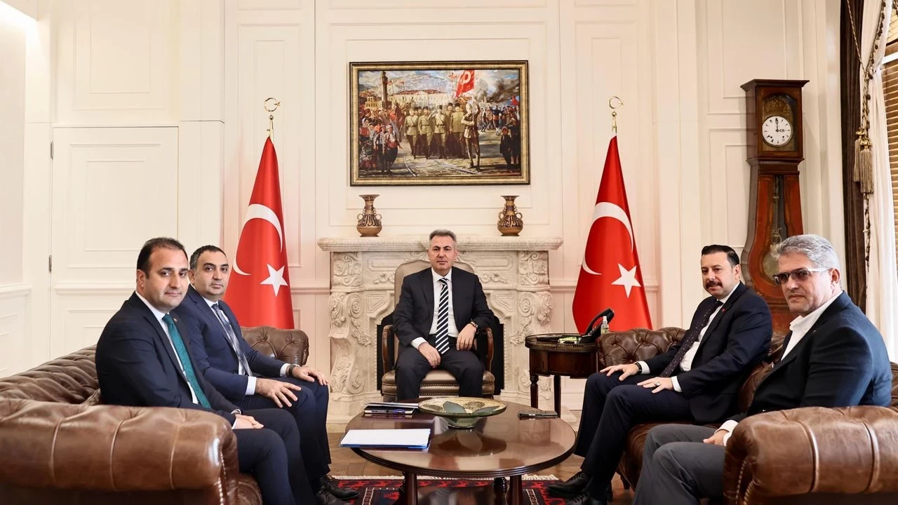 Torbalı’da ‘Jet Çözüm’ Dönemi: Vali Elban’dan Hızlı Müdahale!