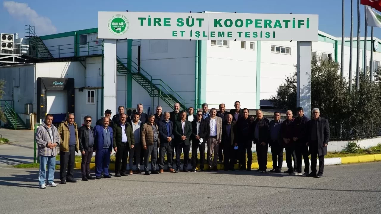 İranlı Kooperatif Heyeti, Tire Süt Kooperatifi'ni Ziyaret Ederek İş Birliğini Güçlendirdi