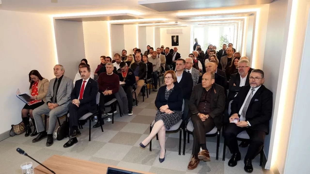 İzmir İş Dünyasına Büyük Fırsat: Devlet Teşvikleri ve Suriye Pazarı Gündemde!