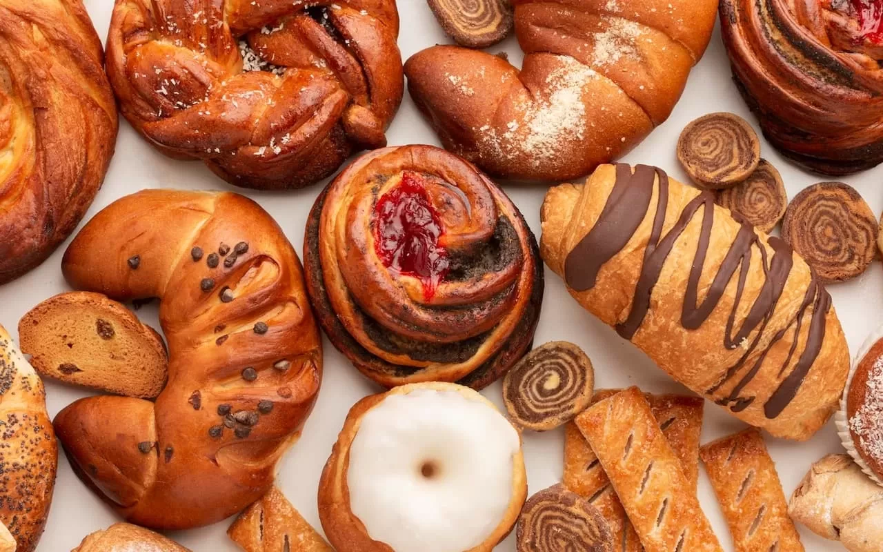 İzmir’de Unlu Mamuller Nerede Yenir?: İzmir’in Unlu Mamul Rehberi